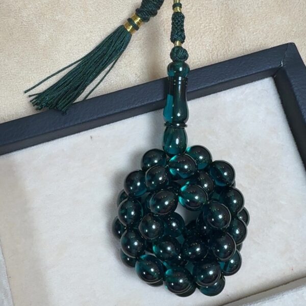 زعفراني ألماني انعكاس أخضر